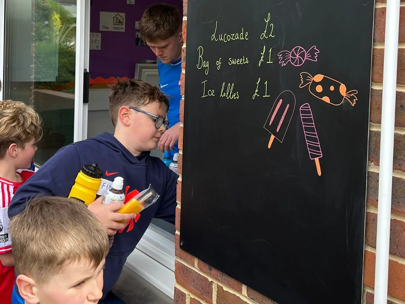 Active8 Multi-Sports Tuck Shop