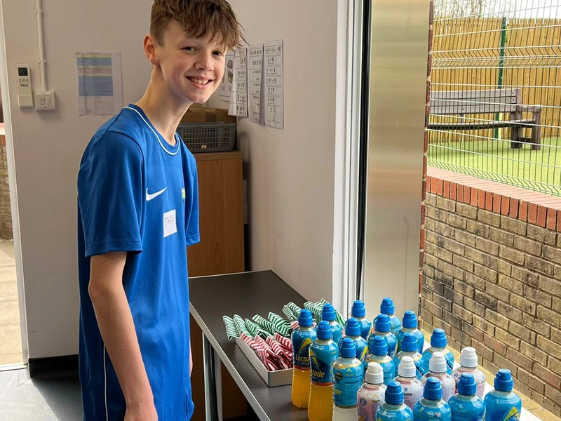 Active8 Multi-Sports Tuck Shop
